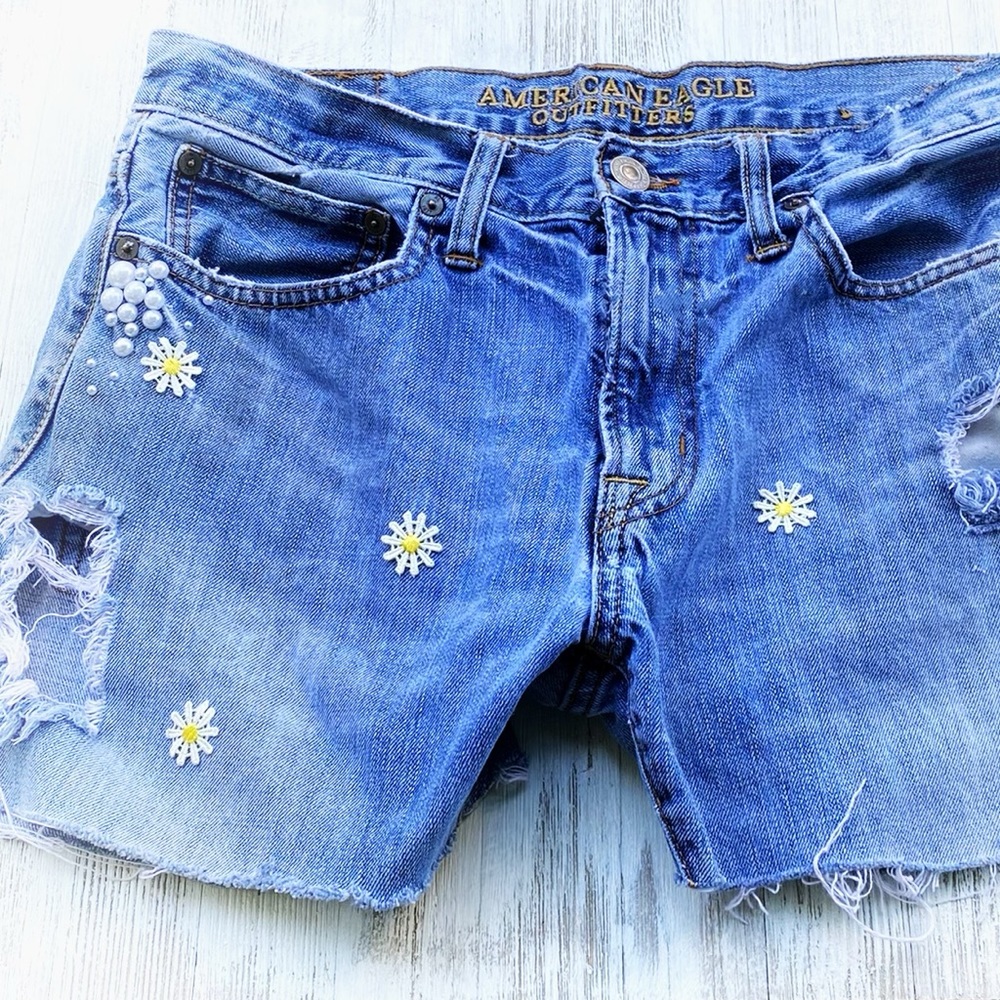Boyfriend cut off American Eagle shorts boho 32 - Picture 5 of 6